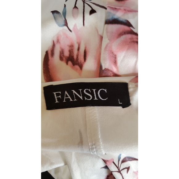 Fansic White and Pink Floral Loose Fitted Blouse - Picture 3 of 3